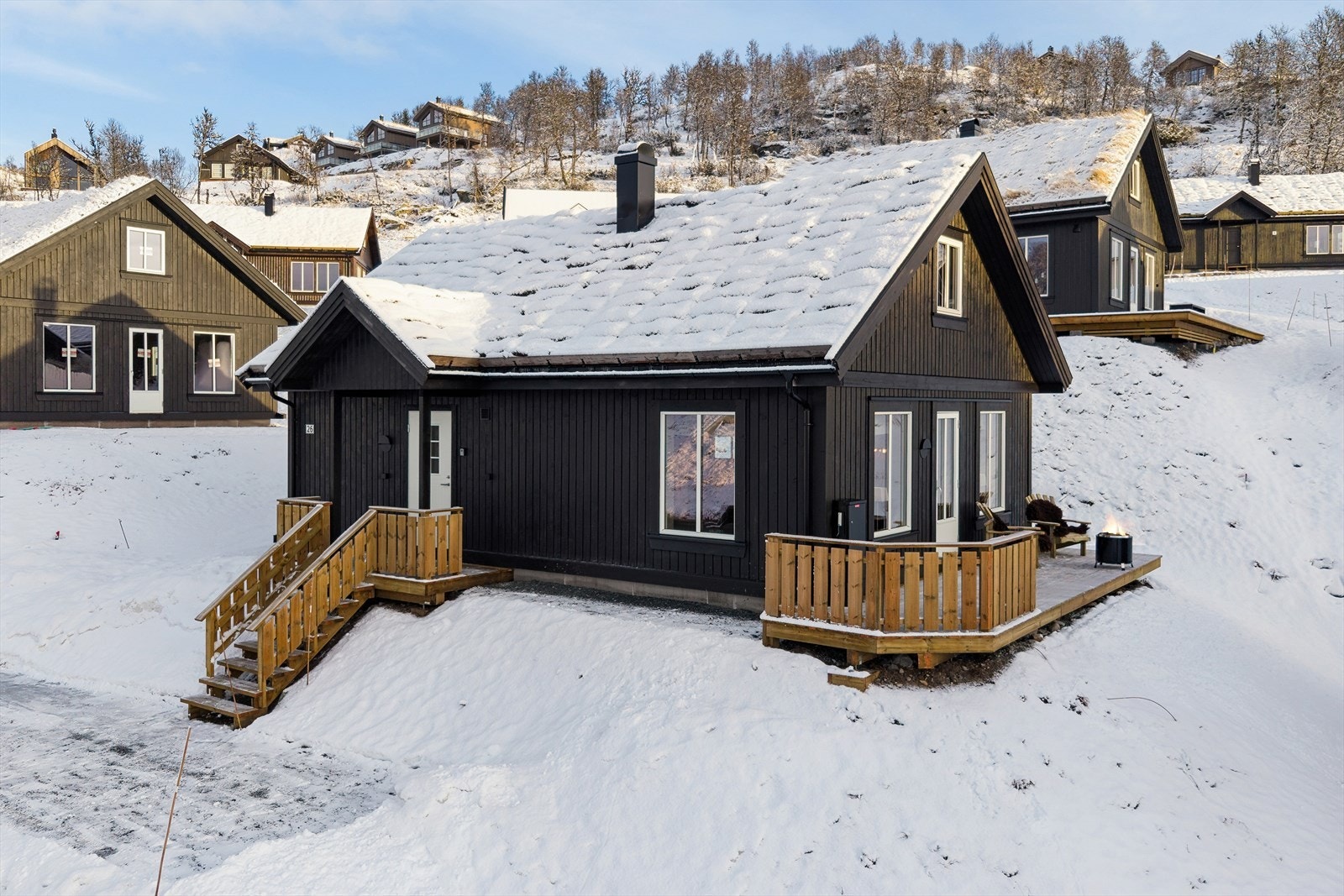 Drømmehytta på fjellet - delikat, smart og skapt for nytelse. Perfekt for lange helger, høytider og uforglemmelige øyeblikk med familie og venner. Galleribilde