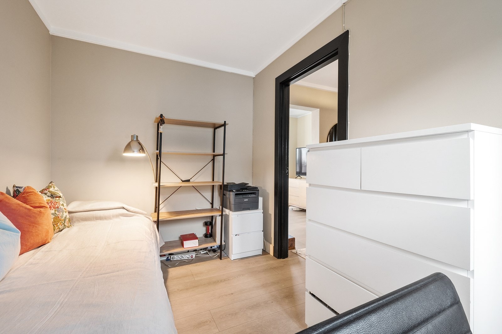 De ekstra rommene kan fint innredes som soverom, eller benyttes som hobbyrom og barnerom Galleribilde