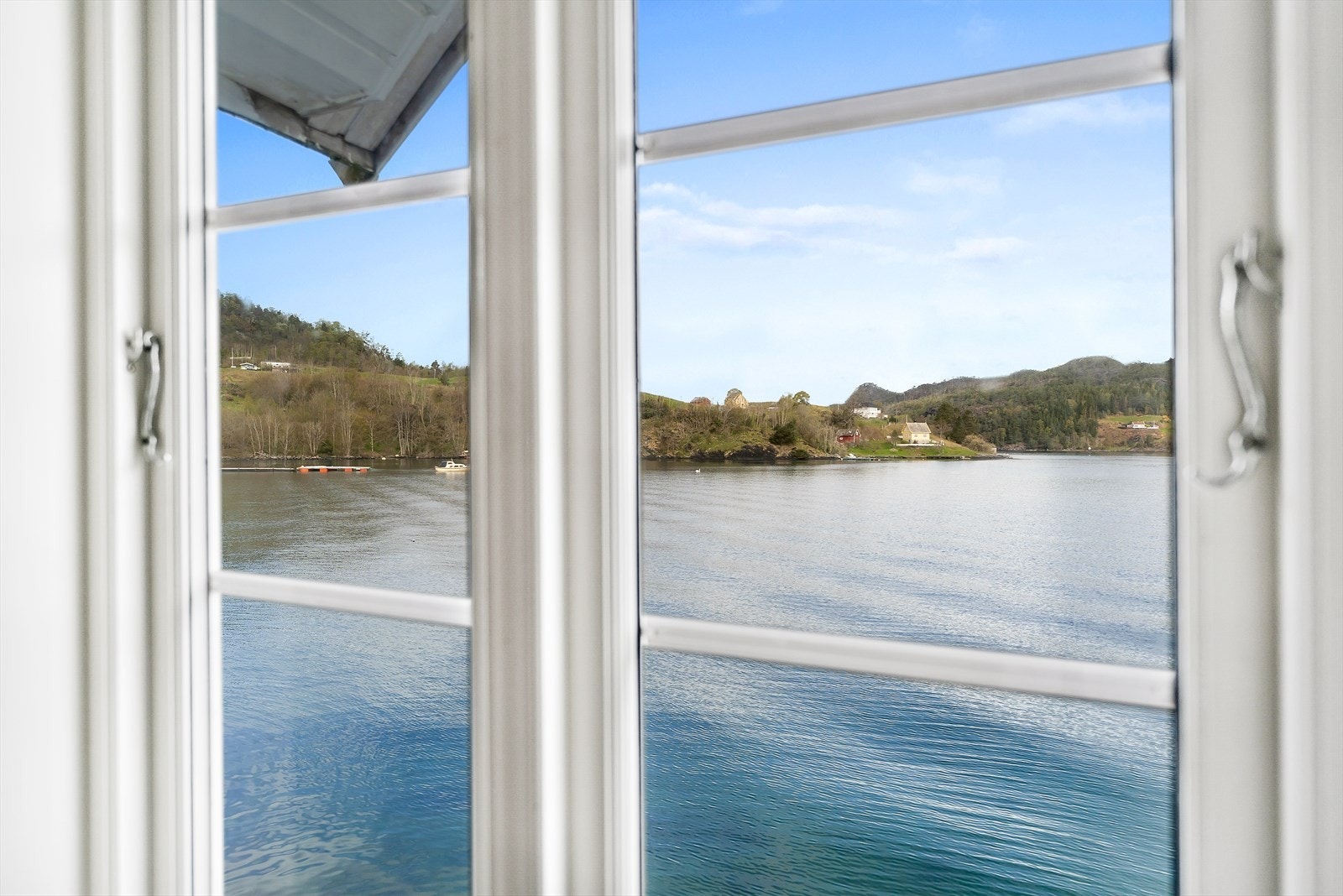 Flott utsikt fra vinduene. Galleribilde