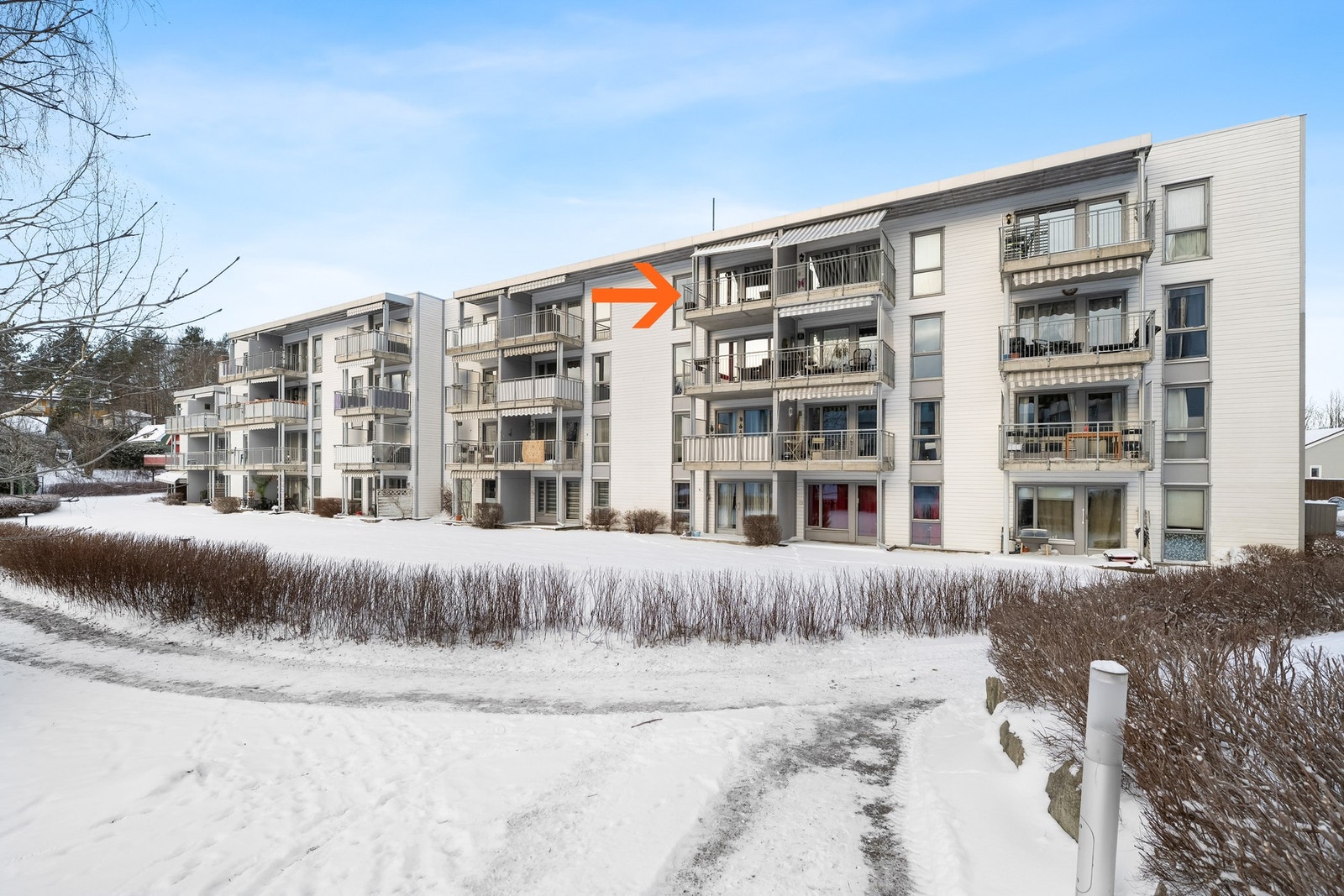 Velkommen til Gamle Enebakkvei 23N - lys og velholdt 2-roms leilighet beliggende i byggets 4. etasje med heis Galleribilde