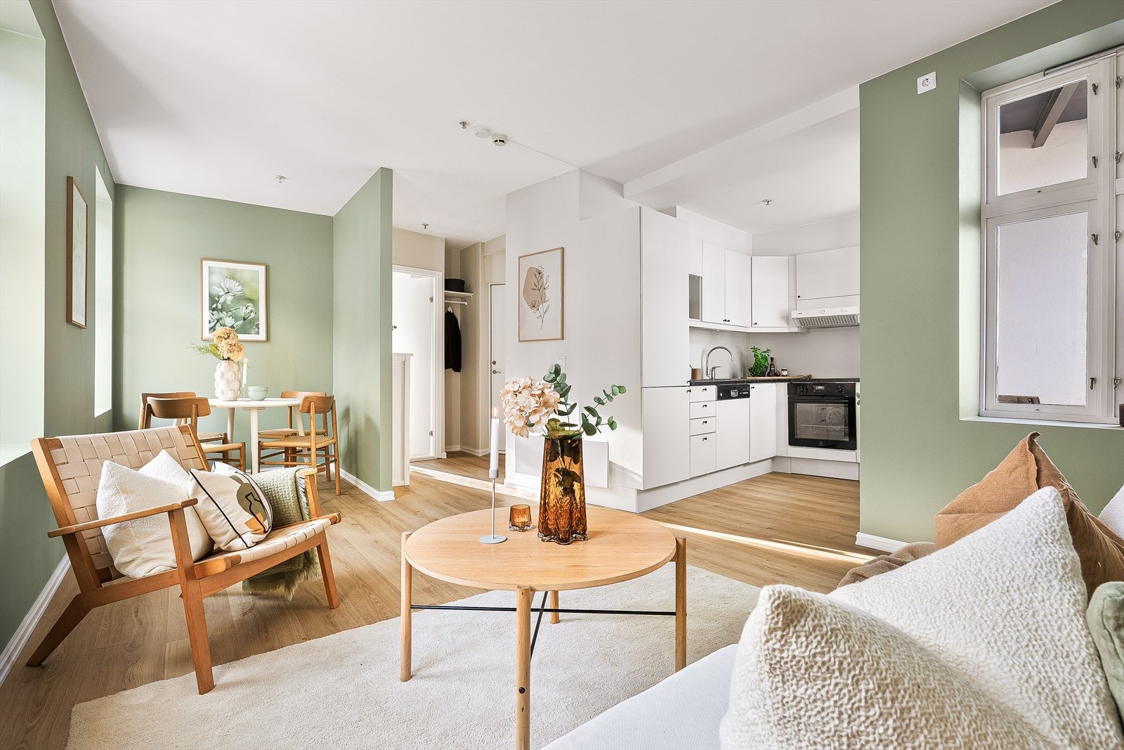 En åpen løsning gir fin flyt mellom de forskjellige sosiale sonene. Galleribilde