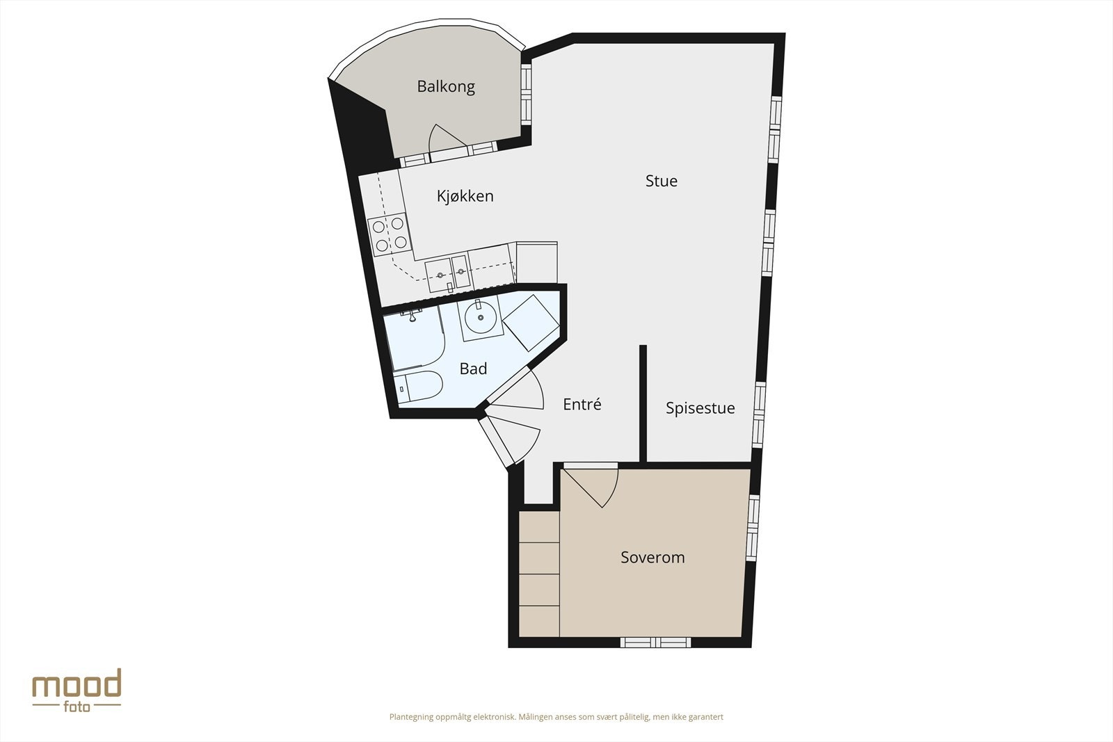 Leilighets nåværende planløsning, innhold og areal hentet fra tilstandsrapport: Entré (3,5 m²), bad (3,1 m²), soverom (8,5 m²), stue (17,0 m²), og kjøkken (5,3 m²). I tillegg har man altså en bod i kjeller på 3,7 m². Galleribilde