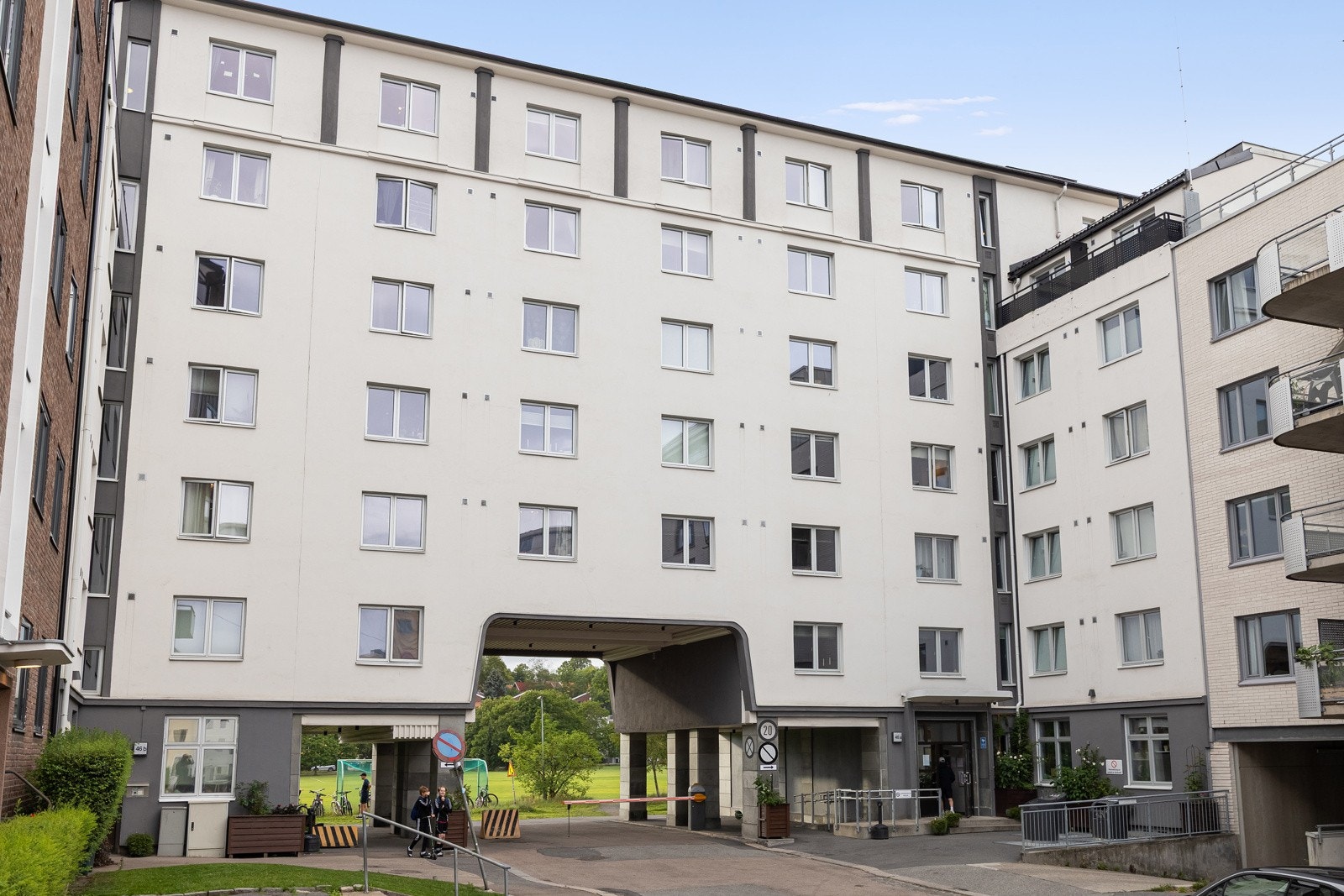 Her bor du med gangavstand til alt av servicetilbud, samt Nydalen og BI. Galleribilde