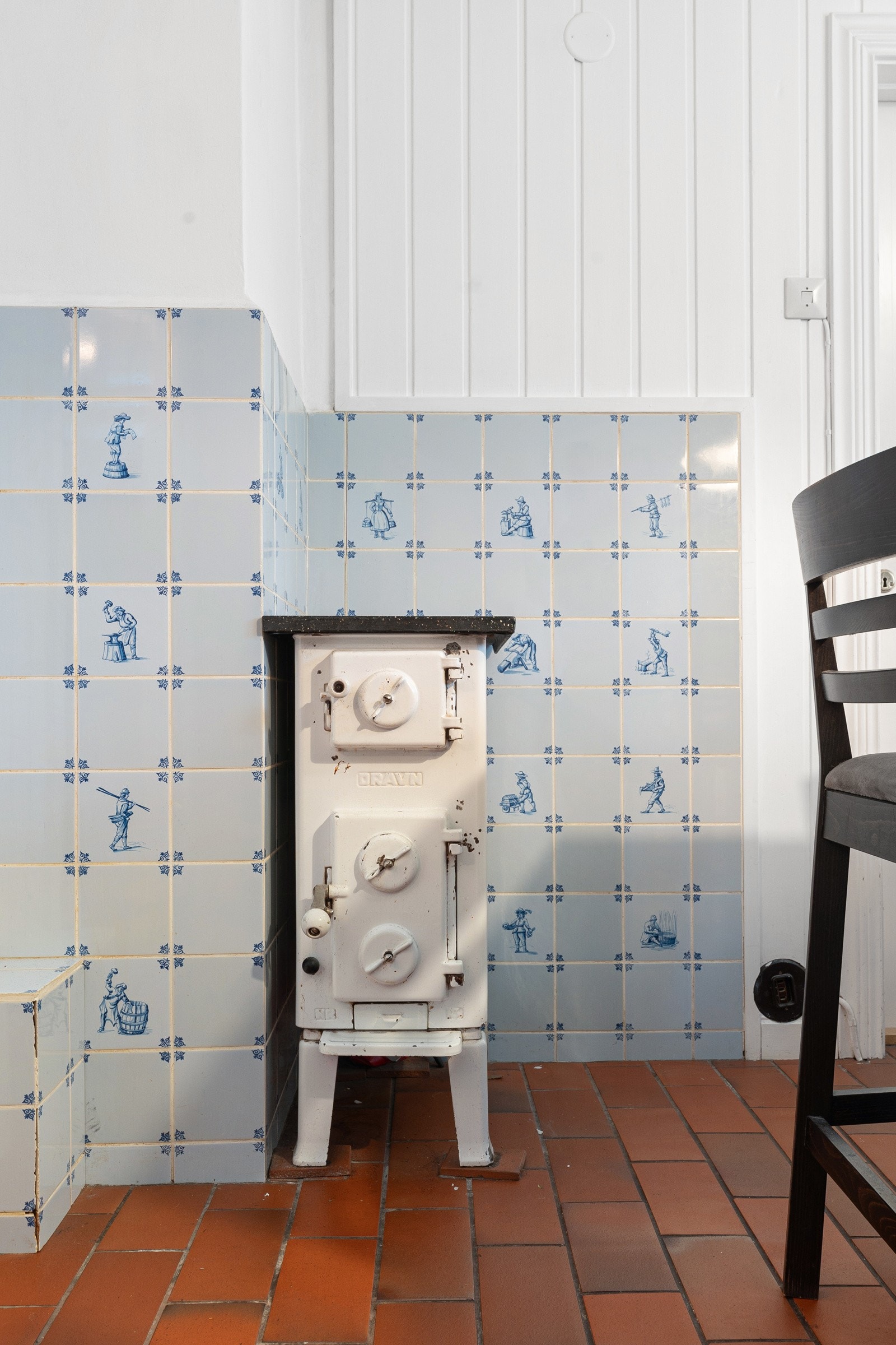 Vedovn på kjøkkenet.