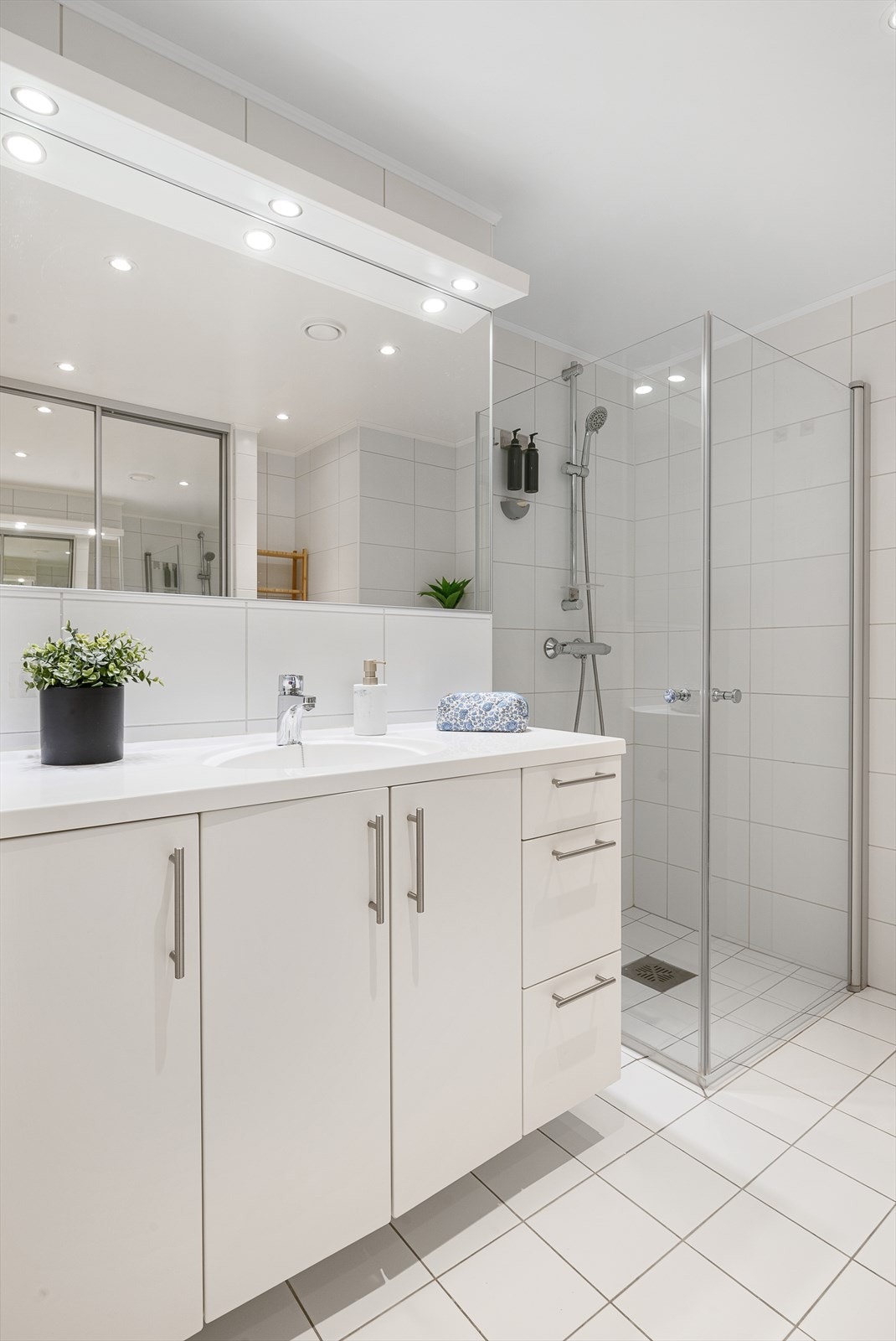 Bad 1. etasje Galleribilde