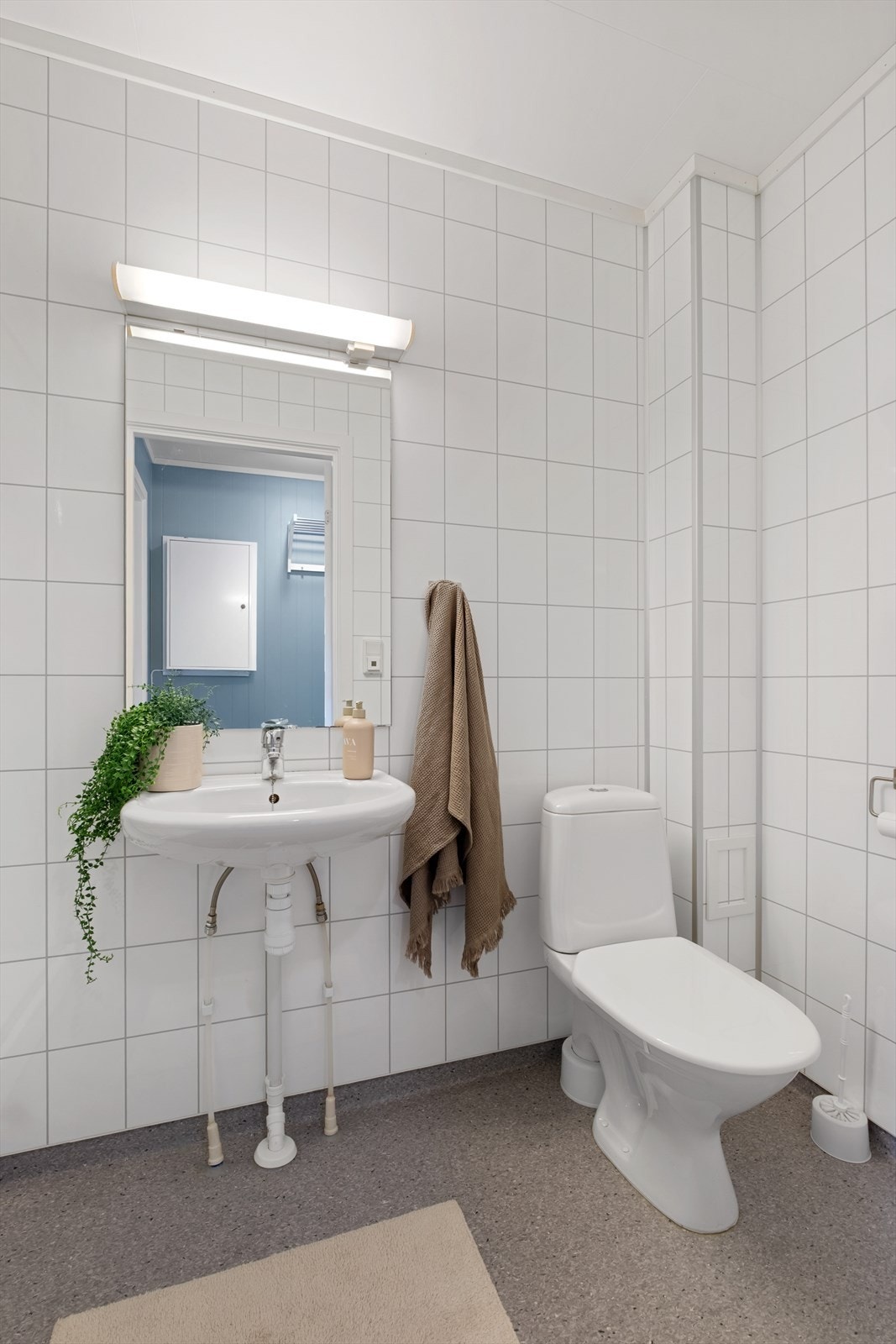 Det er varme i gulv og dusjkabinett Galleribilde