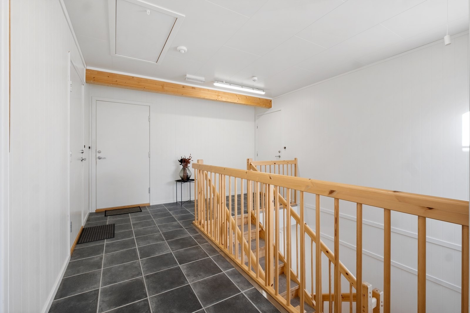 Benevnte leilighet ligger i 2.etasje Galleribilde