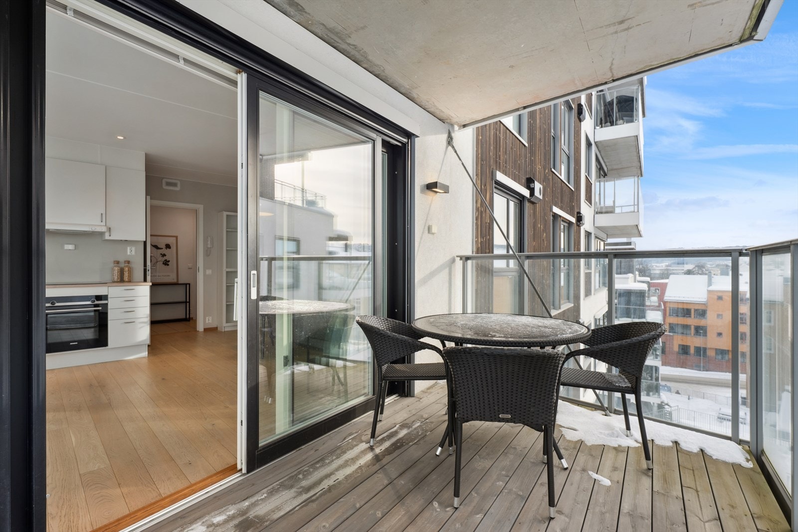 Perfekt sted å nyte middager på varmere sommerdager. Galleribilde