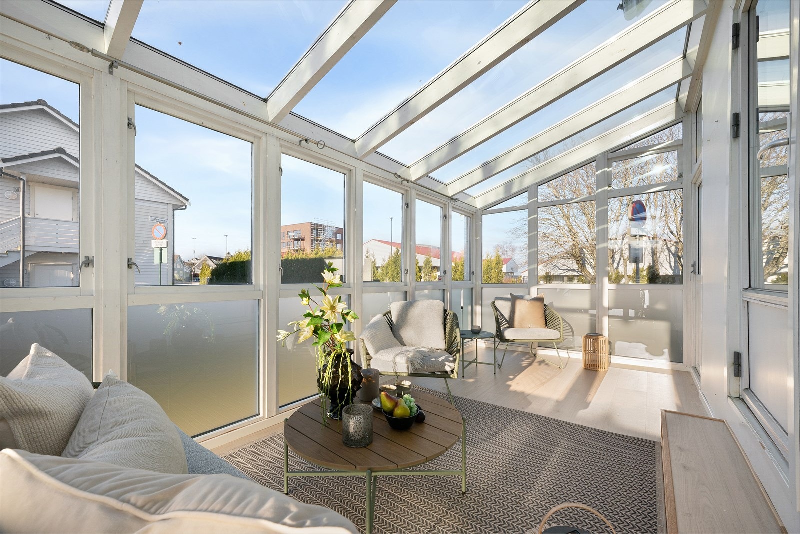 Vinterhagen er et unikt og lyst rom som skiller denne boligen fra de fleste andre. Galleribilde