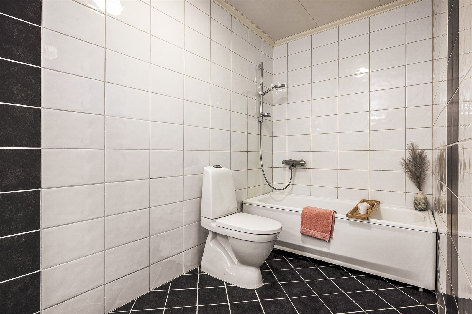 Bad i underetasjen Galleribilde