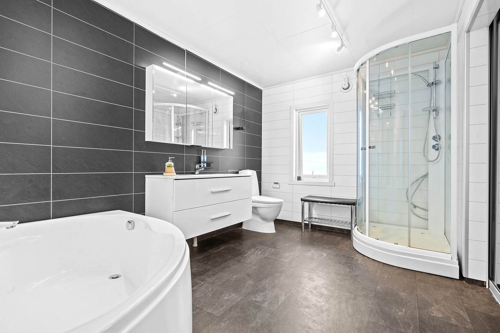 Baderom Galleribilde