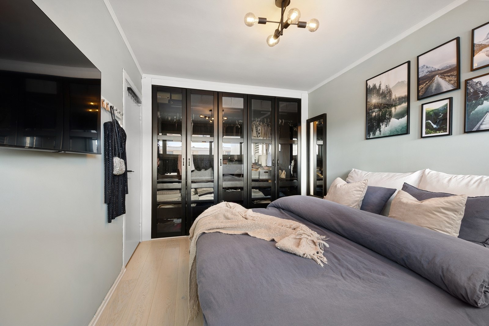 Soverom. Galleribilde