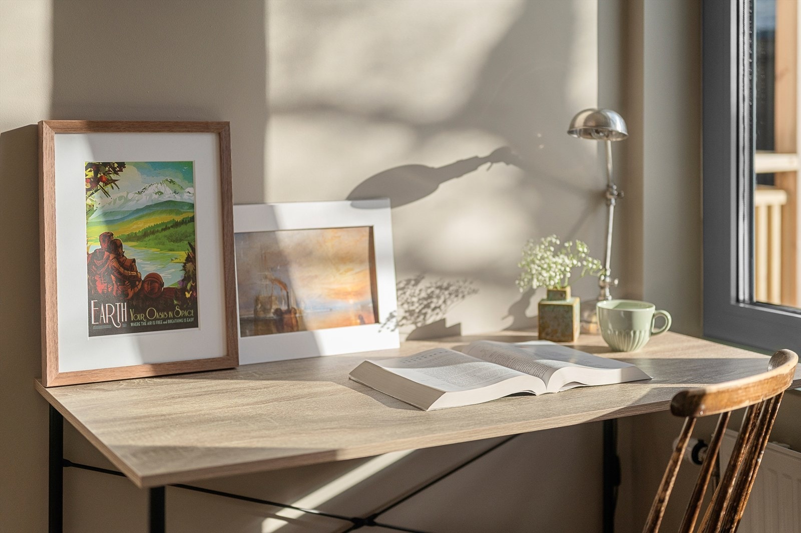 Leiligheten ligger svært sentralt til, med kort og enkel tilgang til Trondheim sentrum og alt av fasiliteter byen har å by på. Galleribilde