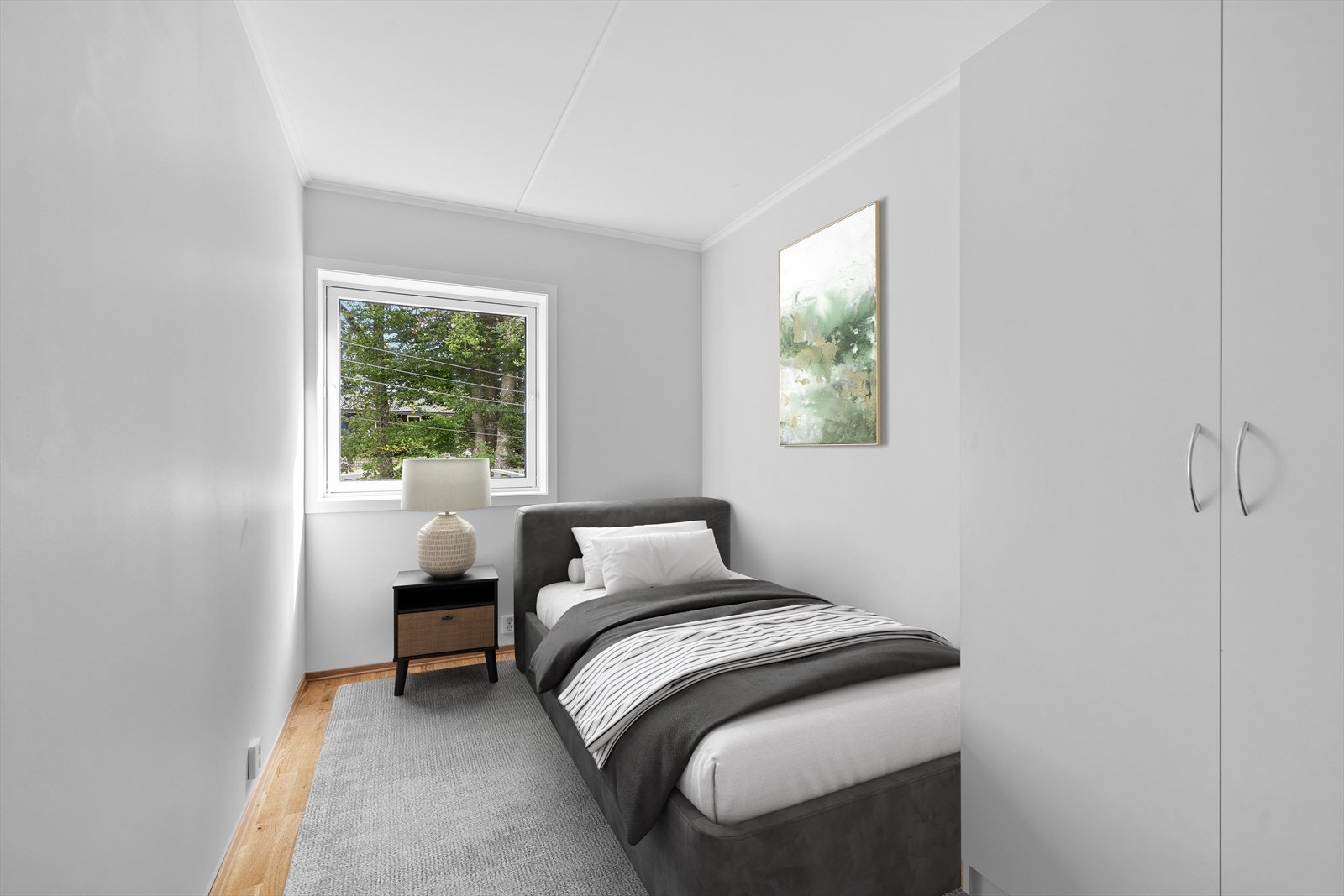 Soverom 2 / hobbyrom / kontor - bildet er digitalt møblert Galleribilde