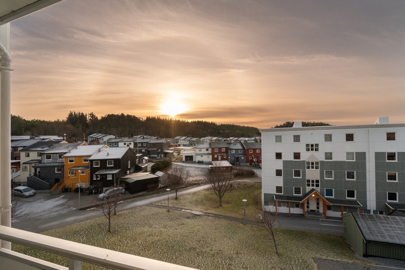 Vinterstid kan man nyte solnedgangen over Kringsjå. Galleribilde