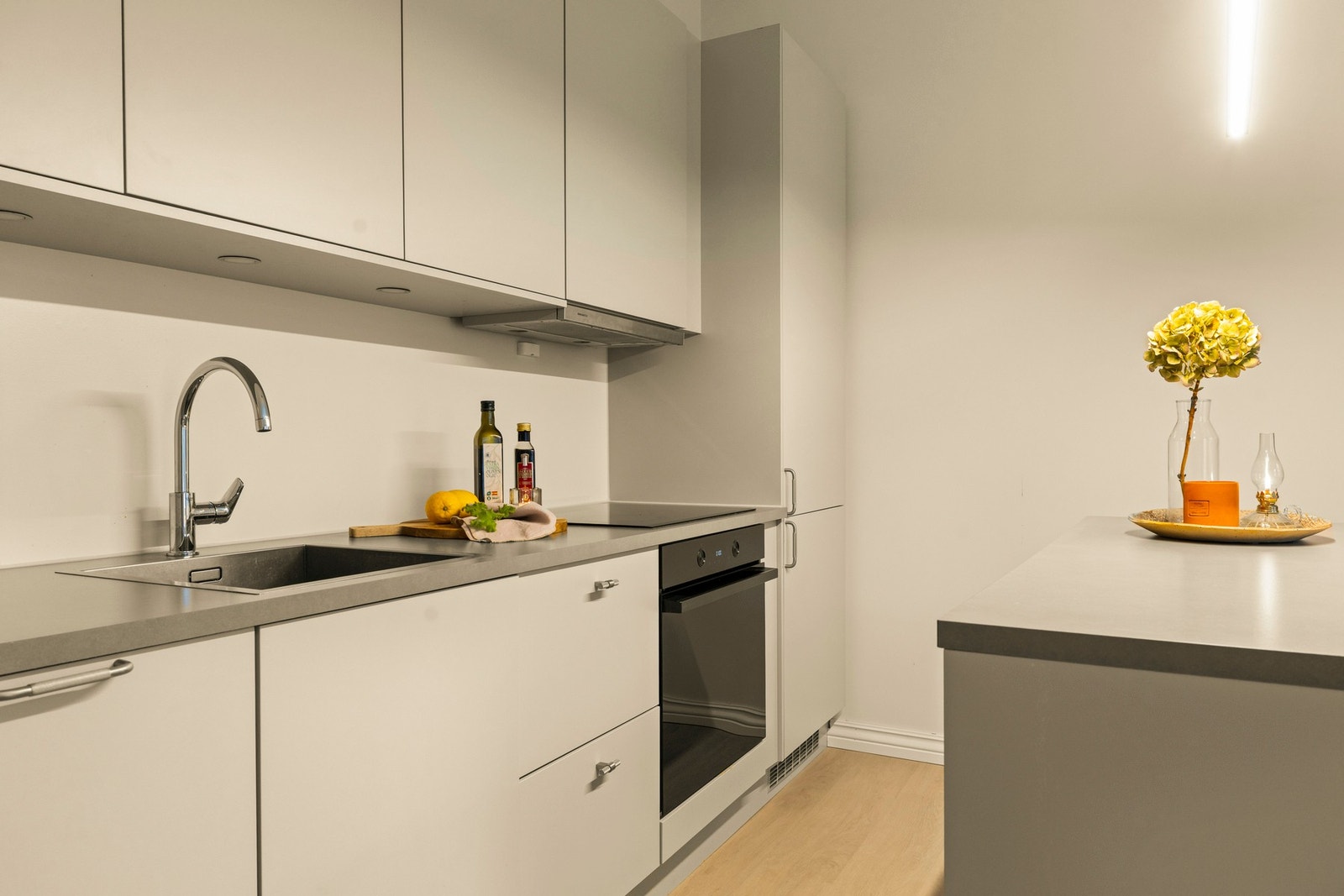 Stilrent og pent kjøkken. Galleribilde