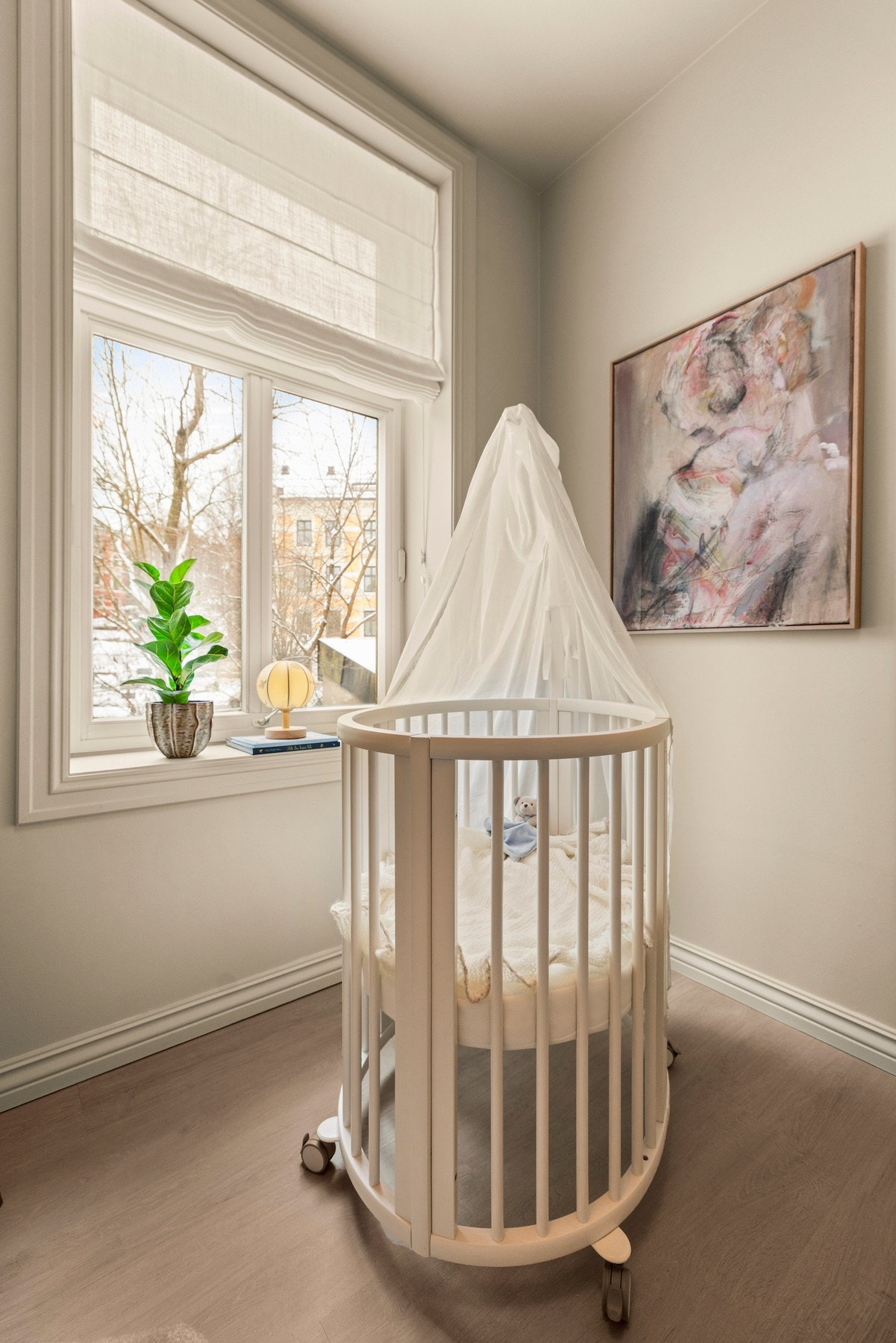 Soverom nr. 2 passer ypperlig som barnerom, gjesterom eller kontor - alt etter ønske og behov. Galleribilde