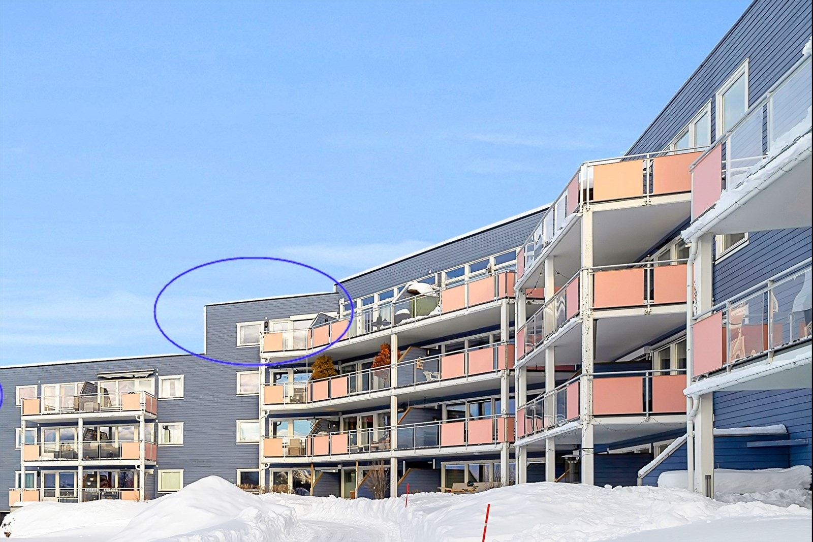 Flott beliggenhet på hjørnet mot sørvest. Galleribilde