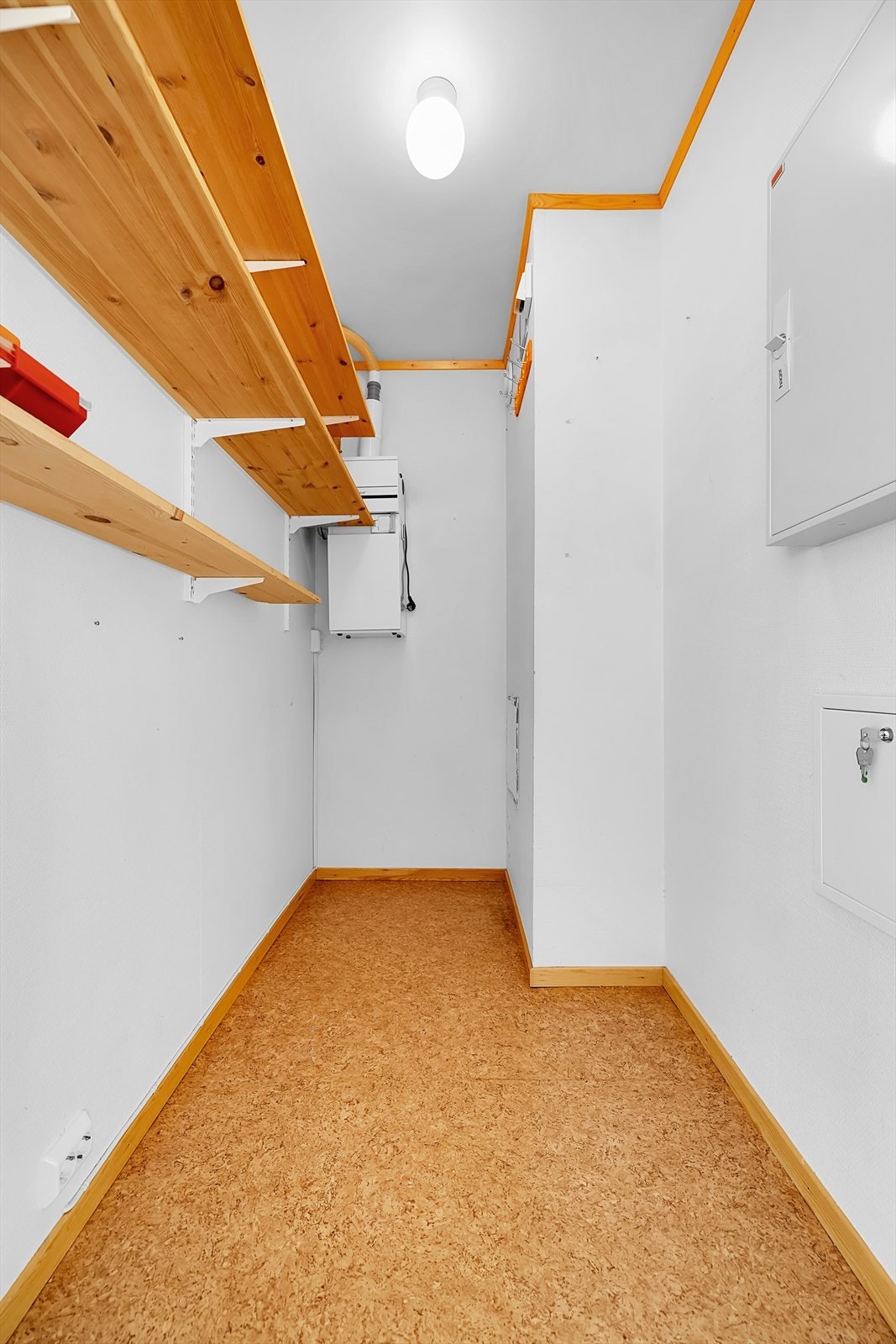 Innvendig bod. Sentraltstøvsuger. Galleribilde