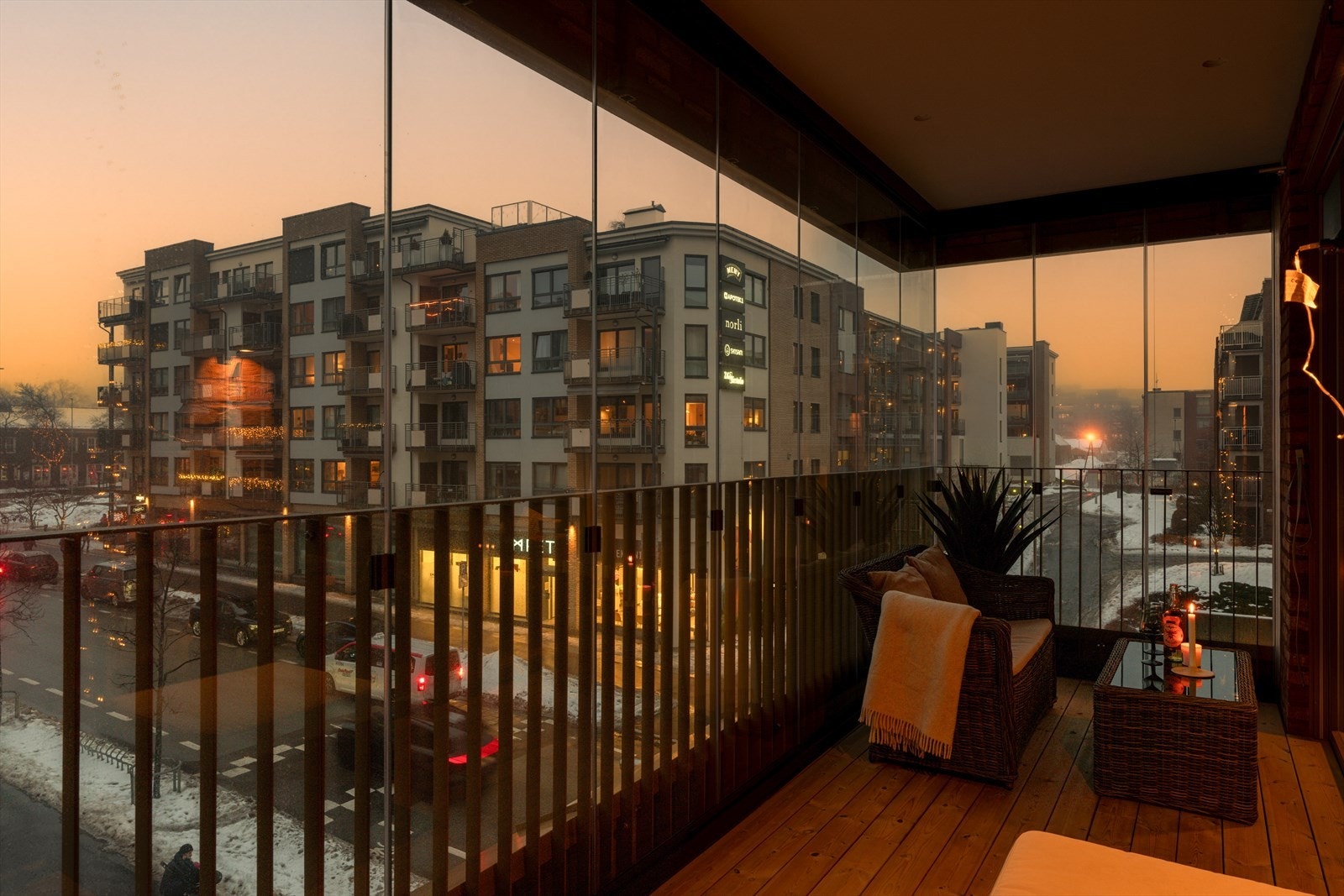 Her får du en lys og moderne 4-roms eierleilighet med attraktivt beliggende på populære Løren. Galleribilde