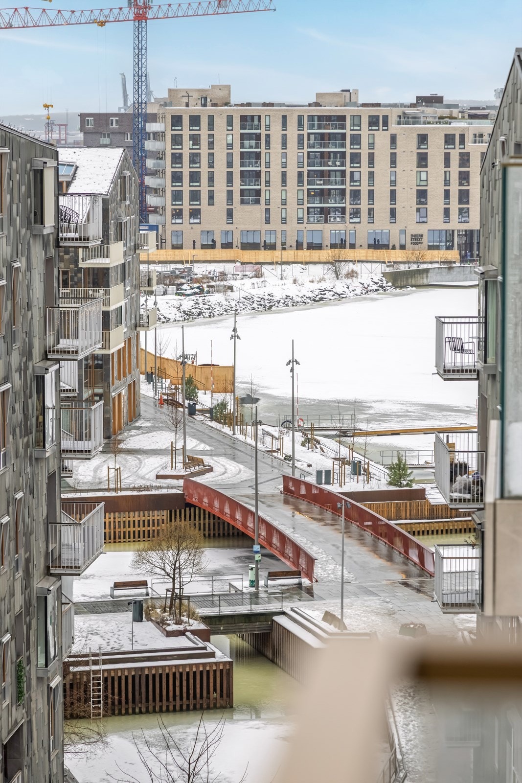 Utsikt fra balkong Galleribilde