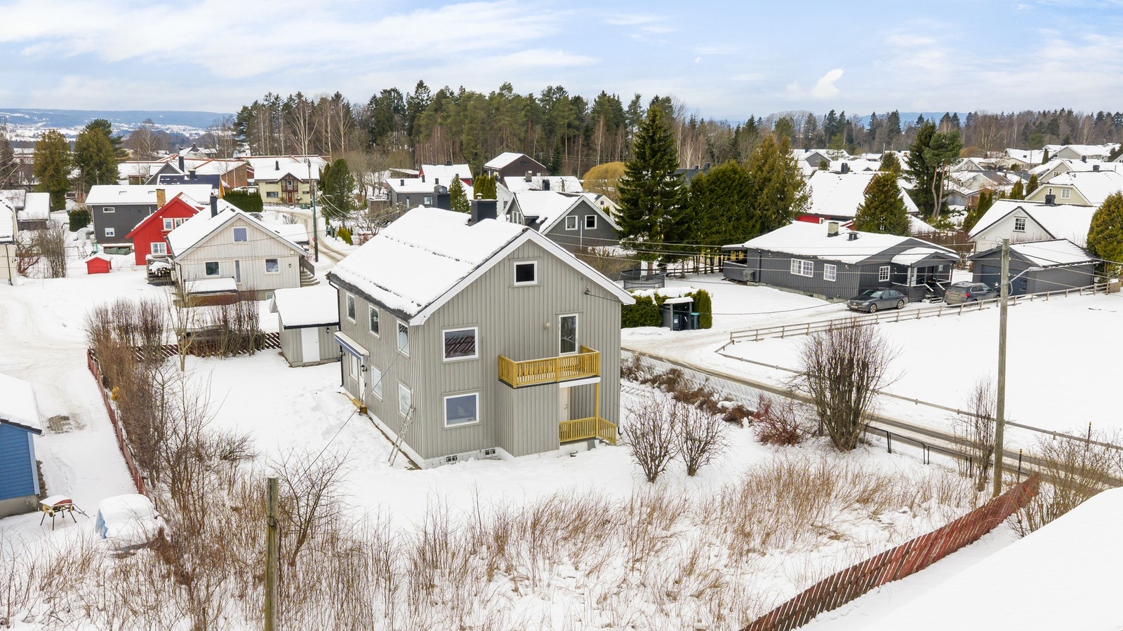 Boligen ble malt utvendig i 2025. Galleribilde