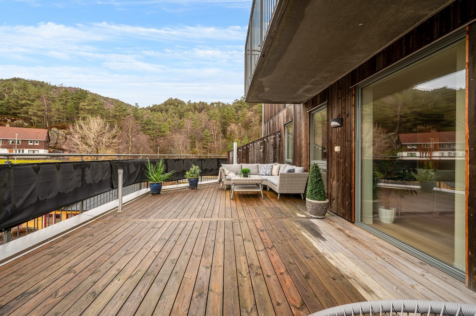 Her har du et perfekt sted å samle familie og venner til hyggelige stunder! Galleribilde