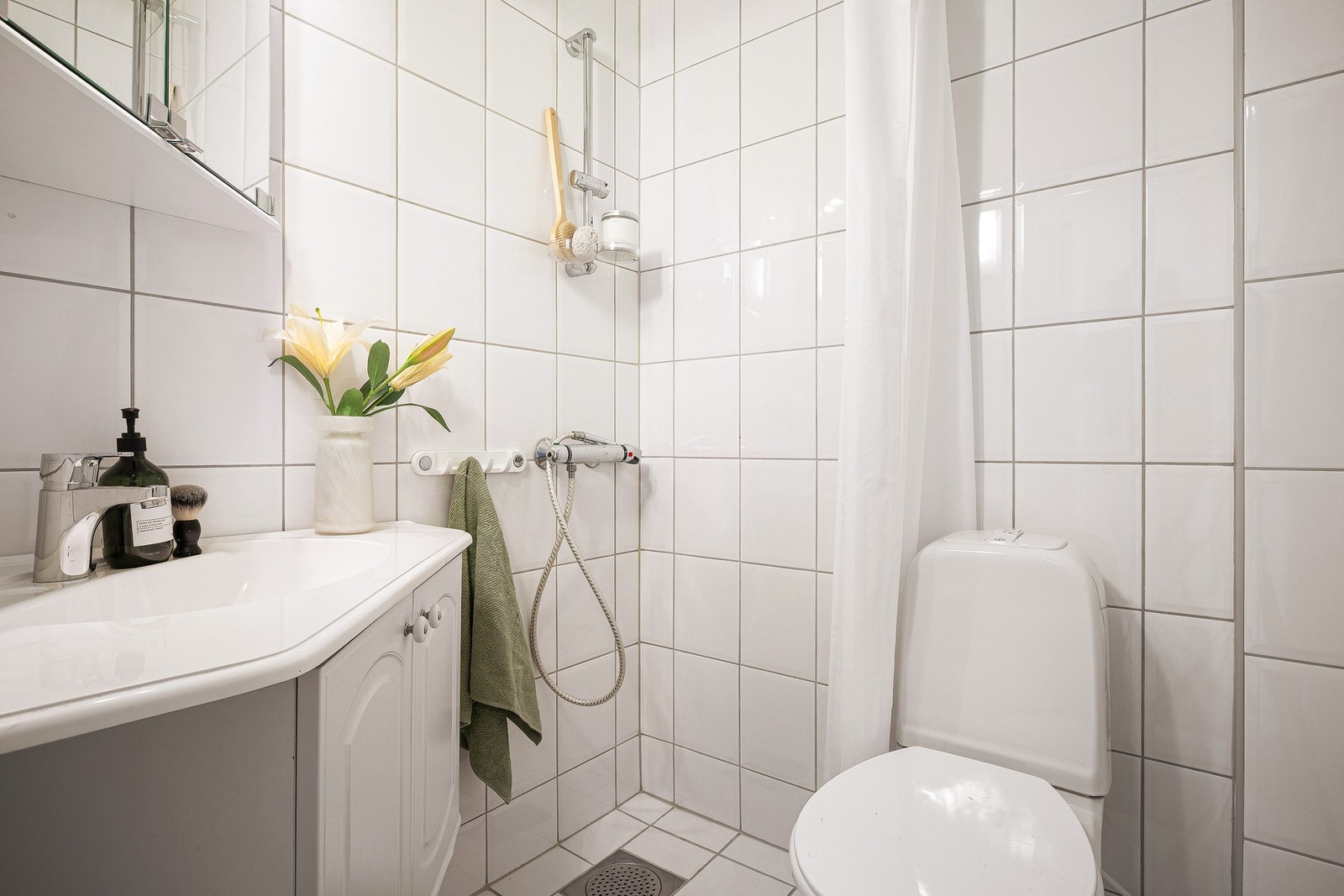 Leiligheten har helfliset bad Galleribilde