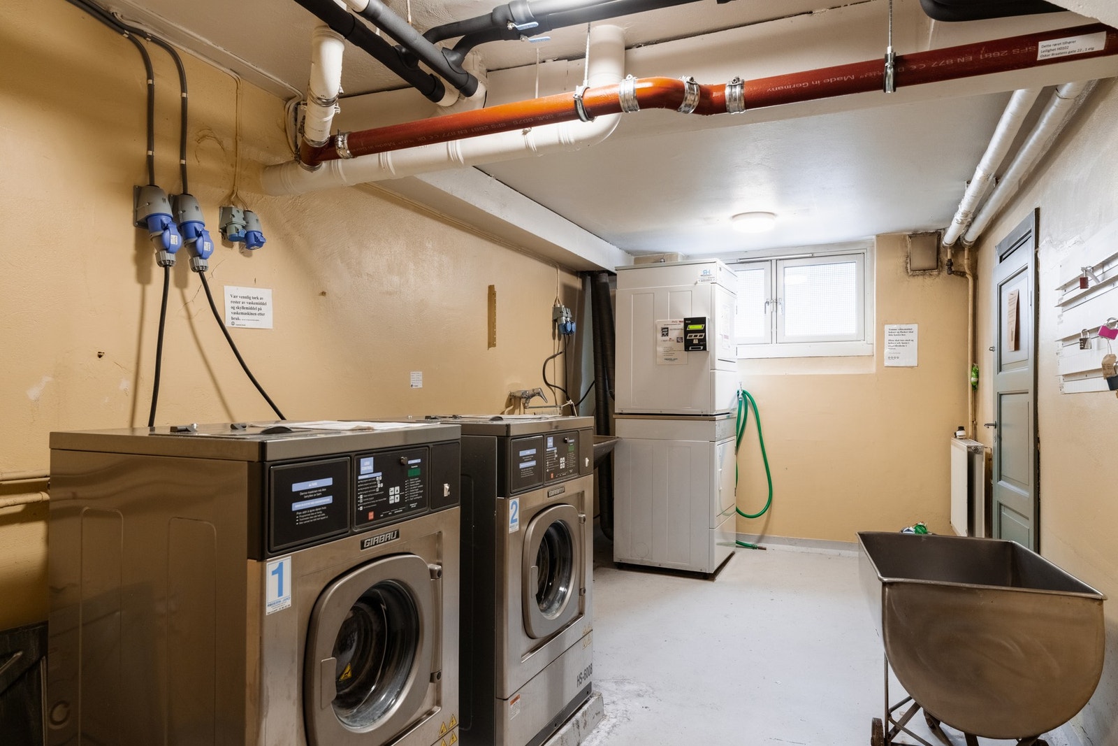 Borettslaget har fellesvaskeri. Galleribilde