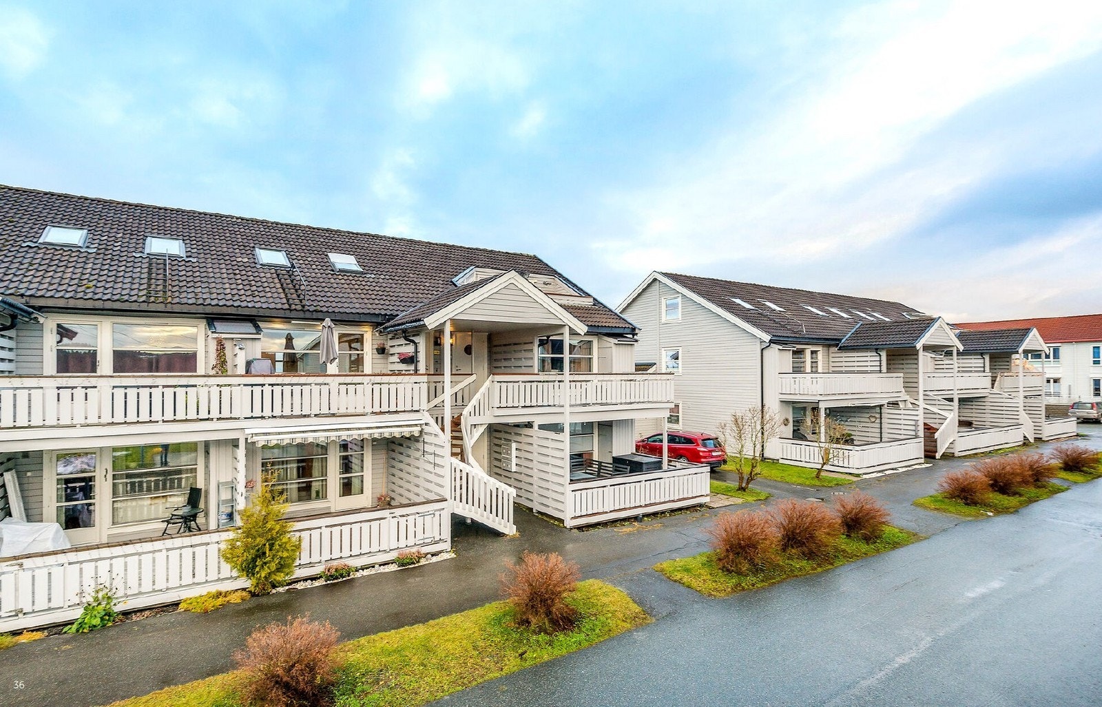 Velkommen til Ratesvingen 21 B - En innholdsrik og flott 3-roms leilighet over to plan. Galleribilde