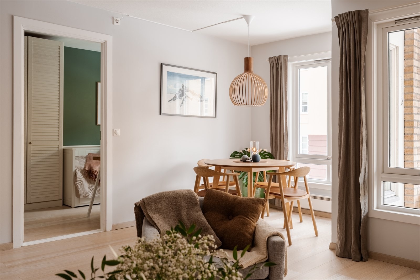 Stuen har en naturlig soneinndeling. Galleribilde