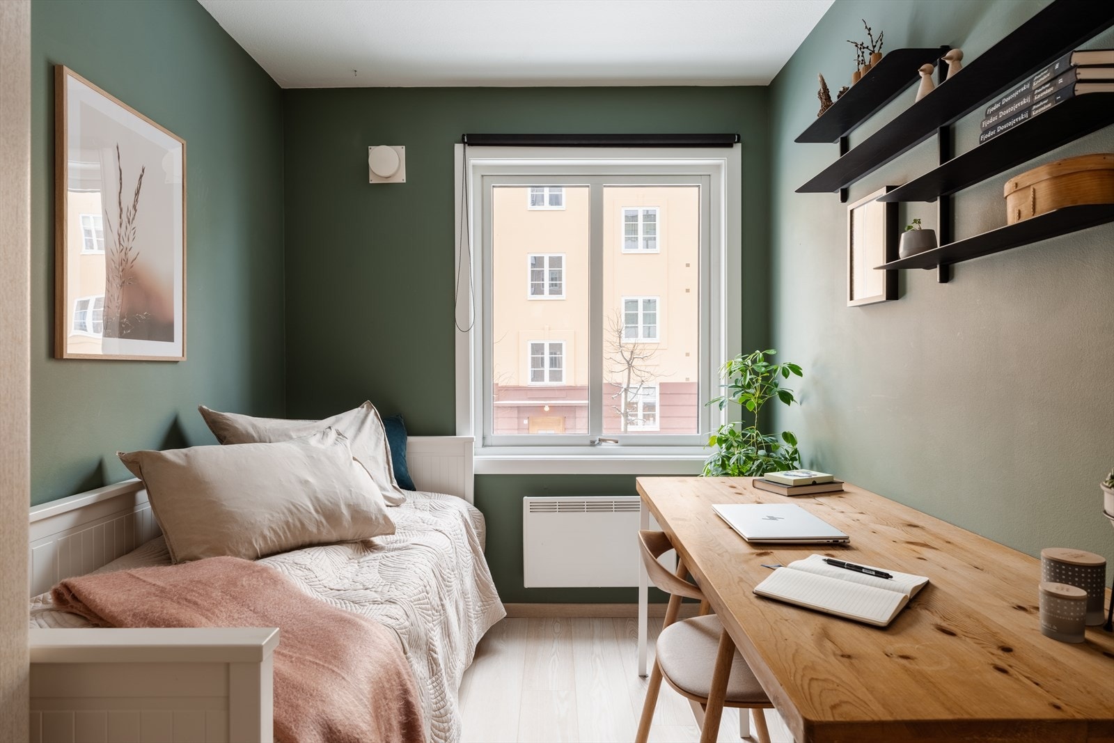 Soverommet ligger skjermet og rolig til. Galleribilde