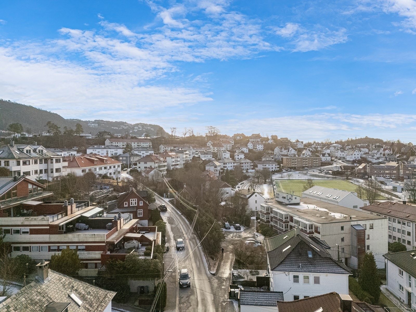 En ideell beliggenhet med gangavstand til studiesteder, Haukeland sykehus, Bybanen, Stadion og øvrige sentrale fasiliteter. Galleribilde