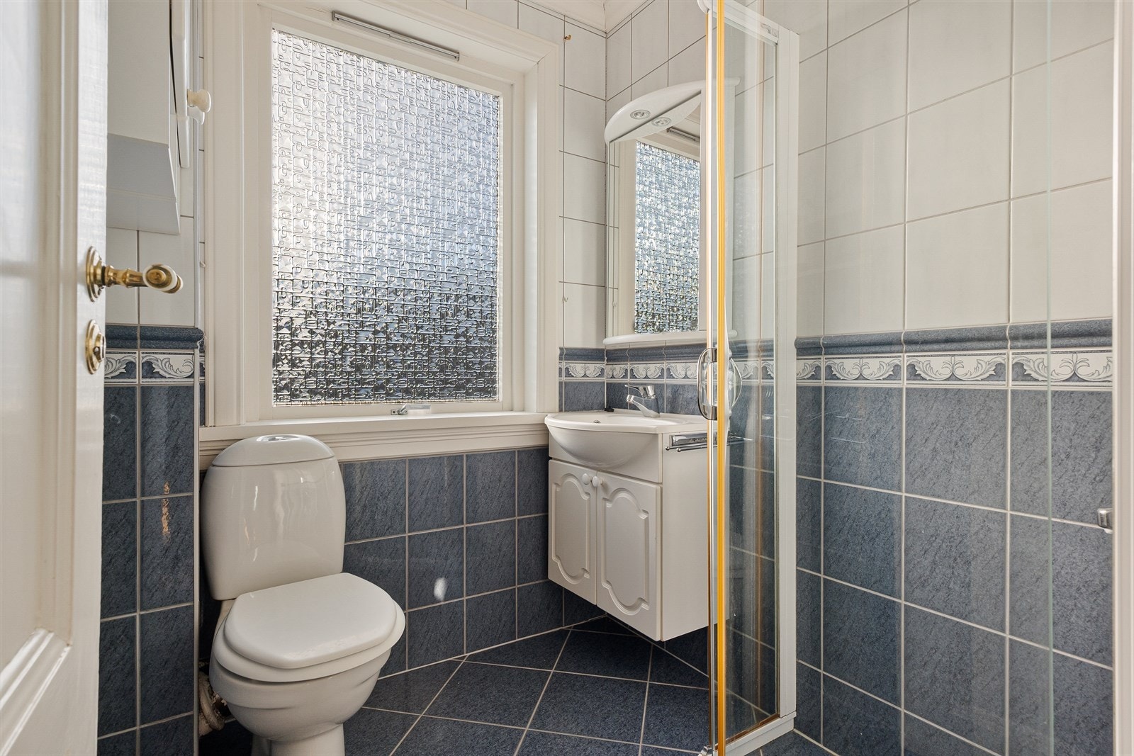 Badet i 1. et (pusset opp i 1998) Galleribilde