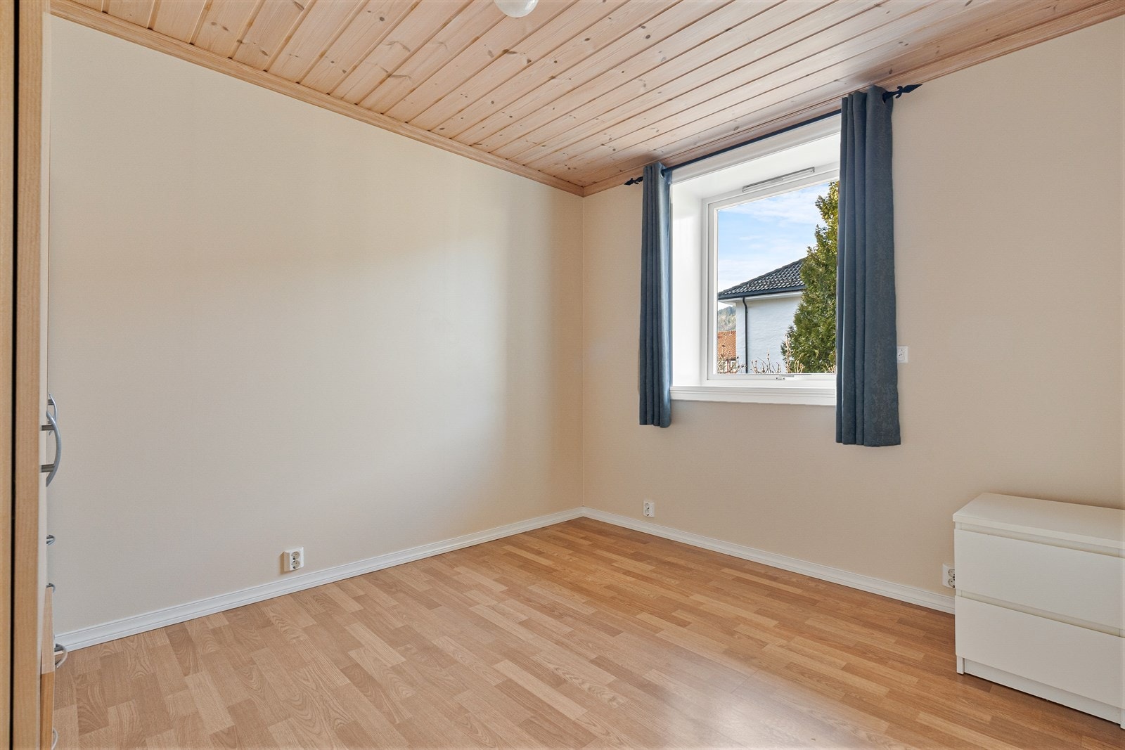 Soverom i underetasje Galleribilde