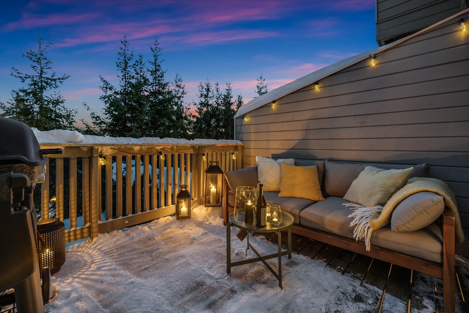 Velkommen til Belgerudveien 1D, en lys og lekker halvpart av tomannsbolig fra 2016. Galleribilde