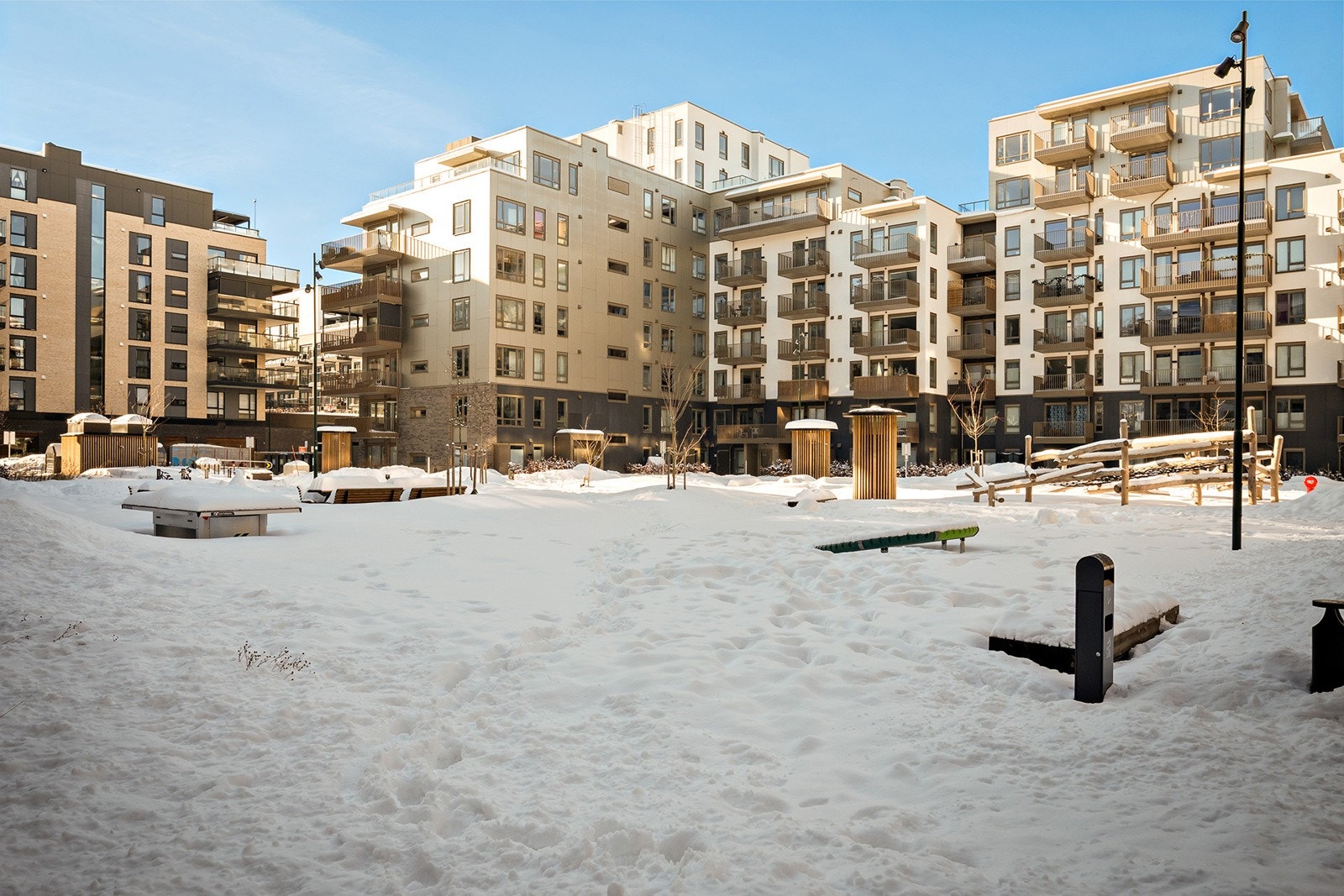 Pent opparbeidet gårdsrom. Galleribilde