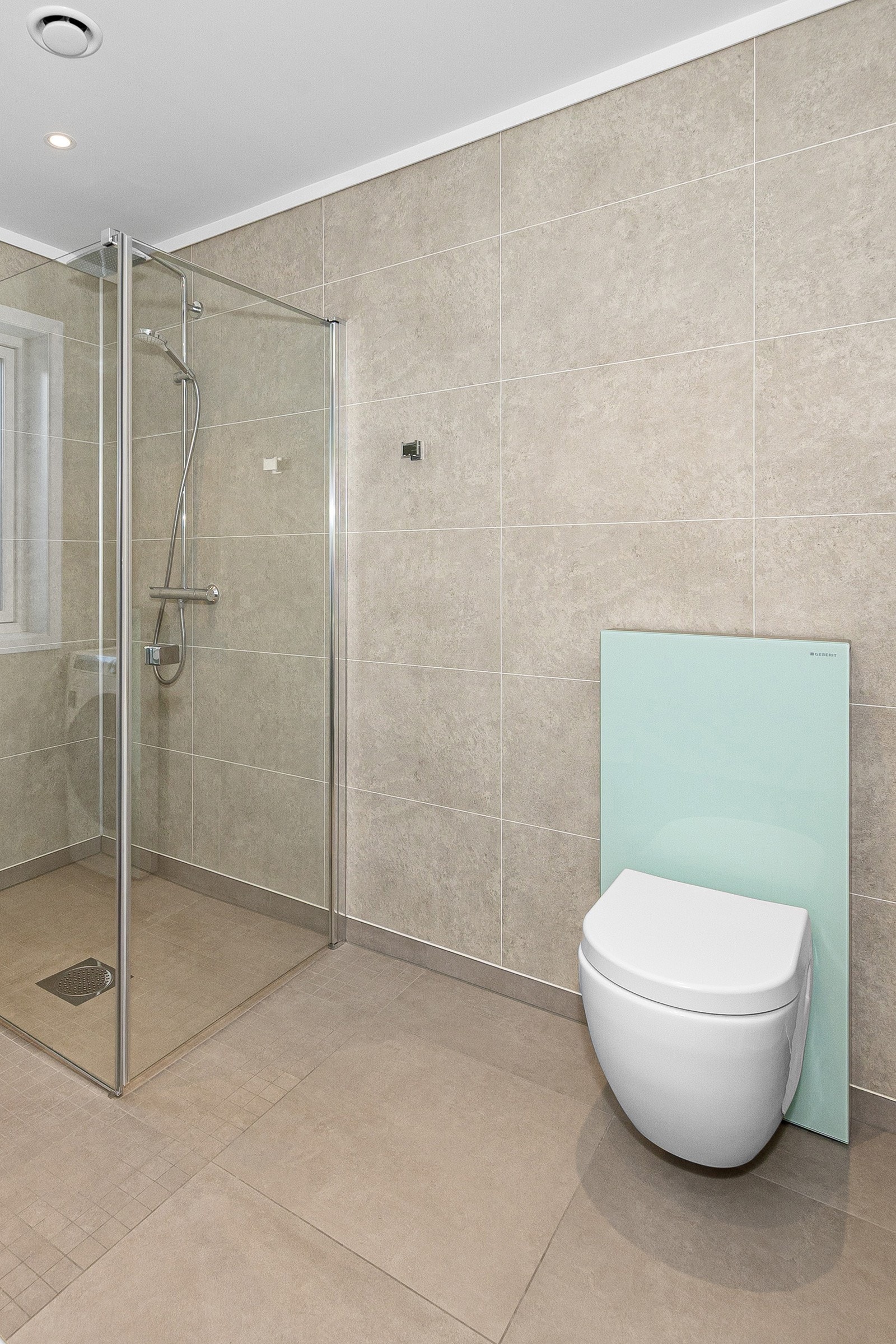 Bad 1. etasje Galleribilde