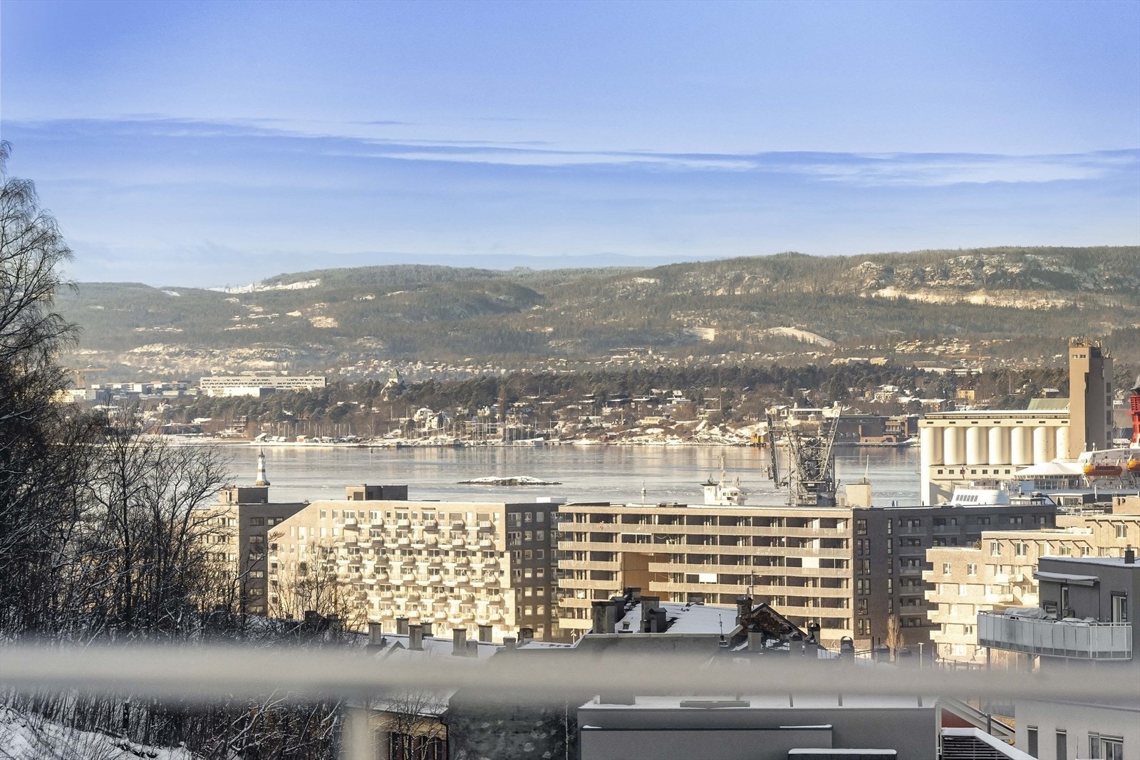 Herfra har man pent utsyn over byen og Oslofjorden! Galleribilde