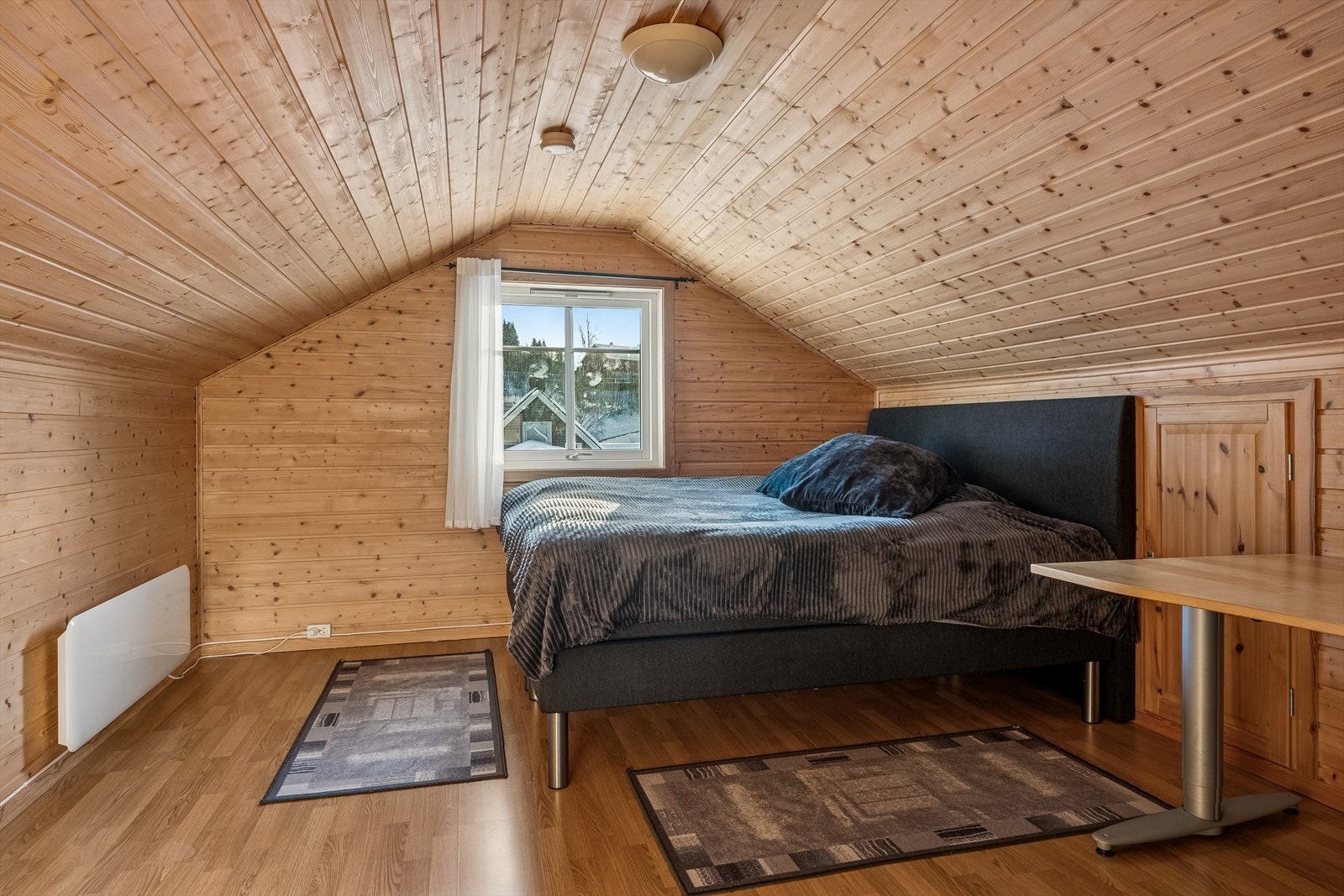 Soverom loft. Galleribilde