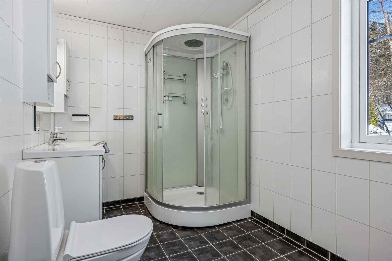 Bad 1.etasje Galleribilde