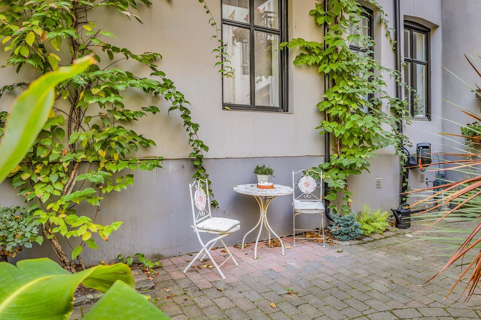 Flotte fellesområder utenfor døren. Galleribilde