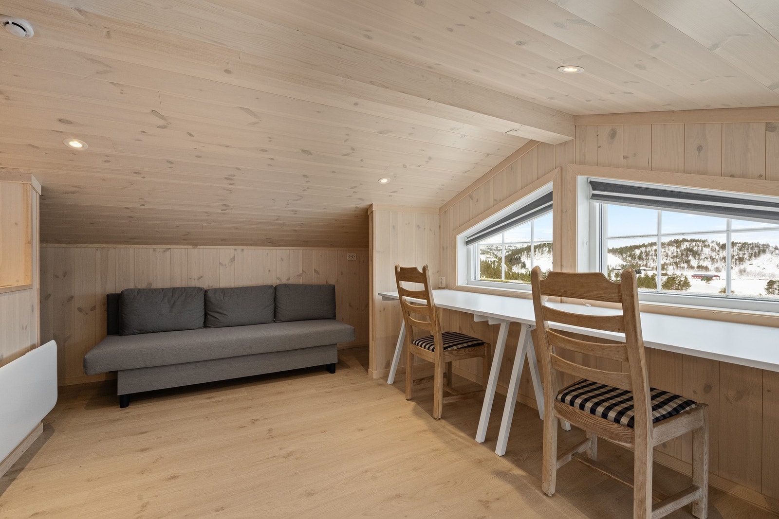 Hemsen gir gode bruksmuligheter, perfekt som lekerom for barna. Galleribilde