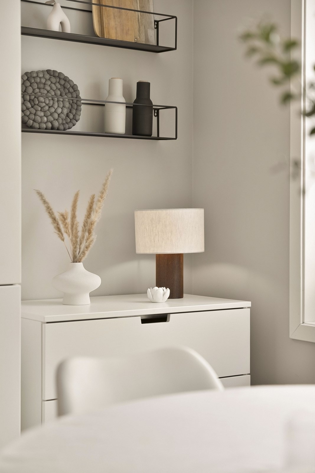 Gjennomtenkte detaljer og en nøytral fargepalett gir et helhetlig inntrykk. Galleribilde