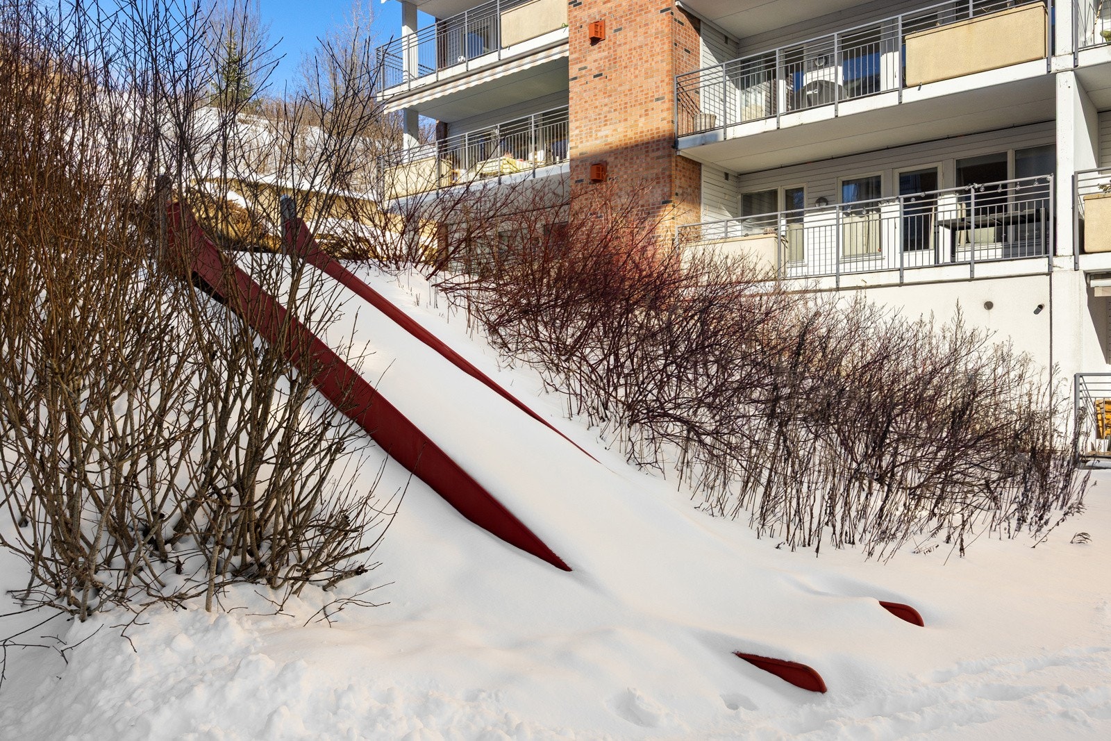- Barnevennlig gård og leilighet - velkommen på visning! Galleribilde