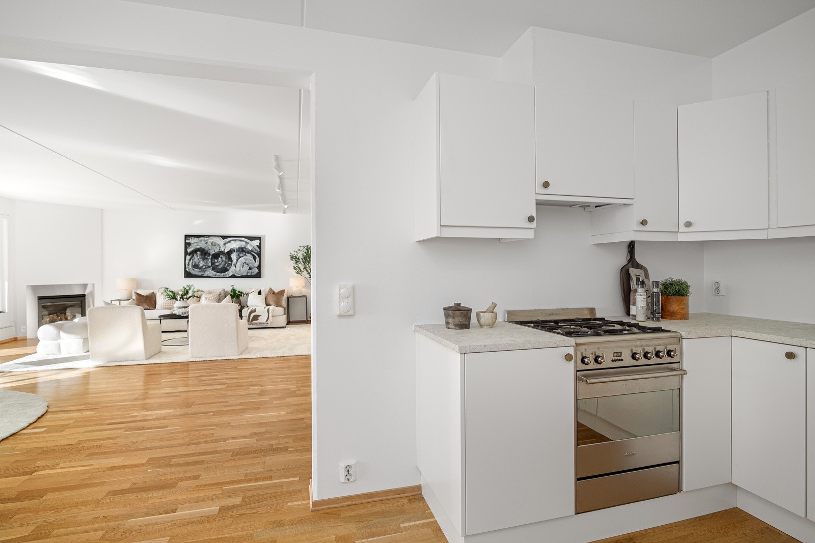 - Kjøkken mot stue - Galleribilde