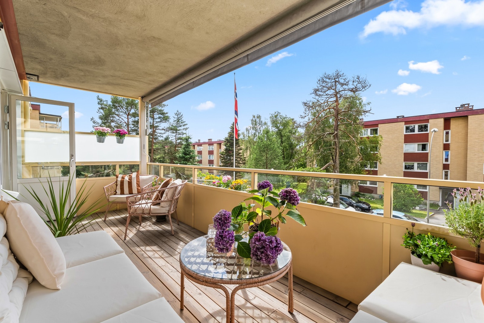 Velkommen til Kranveien 18! Presentert av Privatmeglere Marius Semmerud Berg og Fridtjof Sparbo. Galleribilde