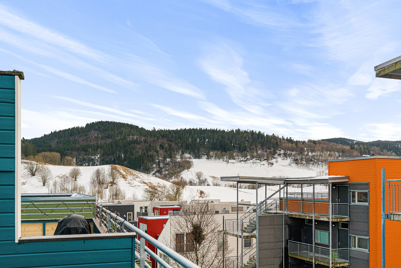 Lillian Byes veg har en skjermet men sentrumsnær beliggenhet med nærhet til de fleste servicefunksjoner. Galleribilde