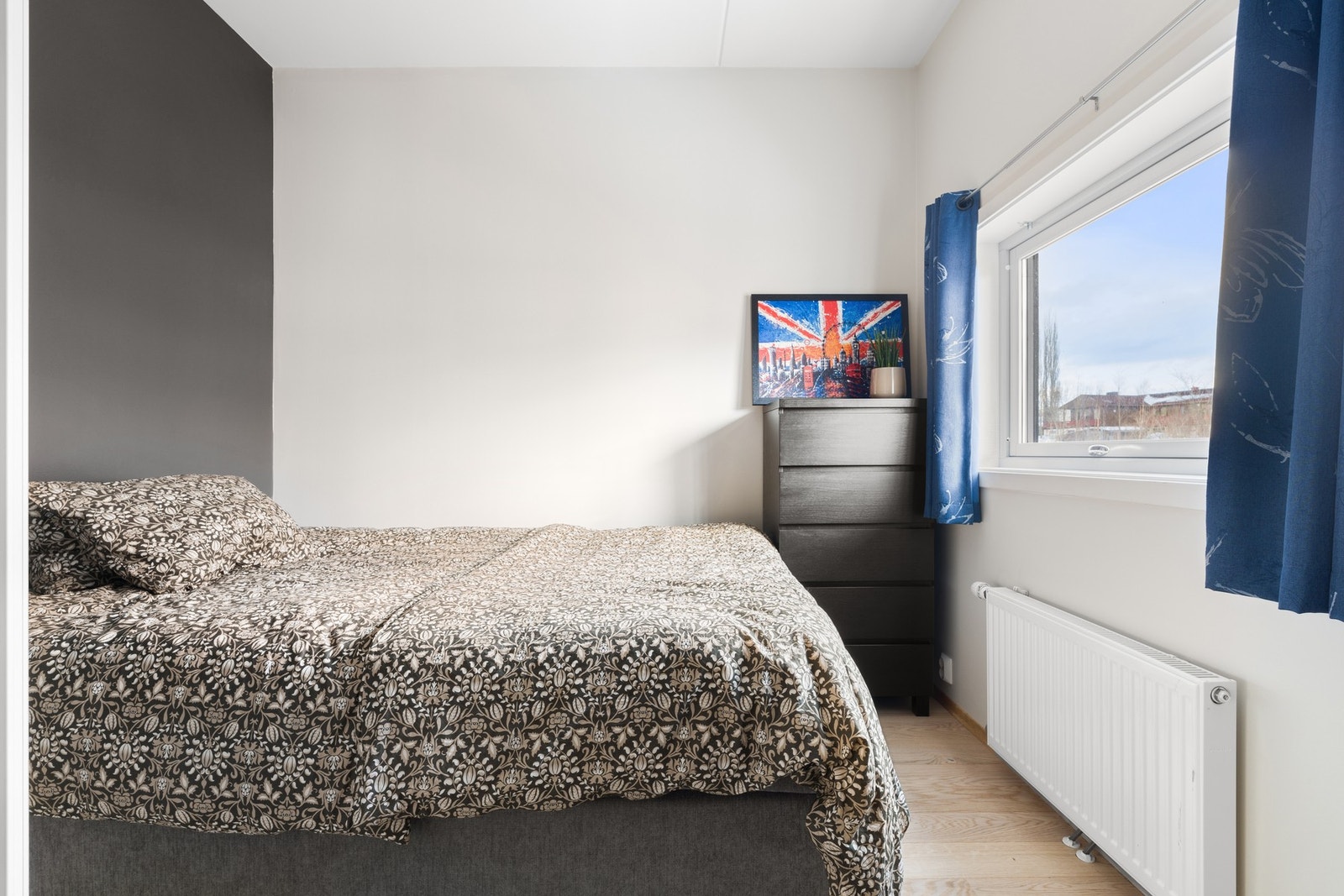 God plass til dobbeltseng. Galleribilde