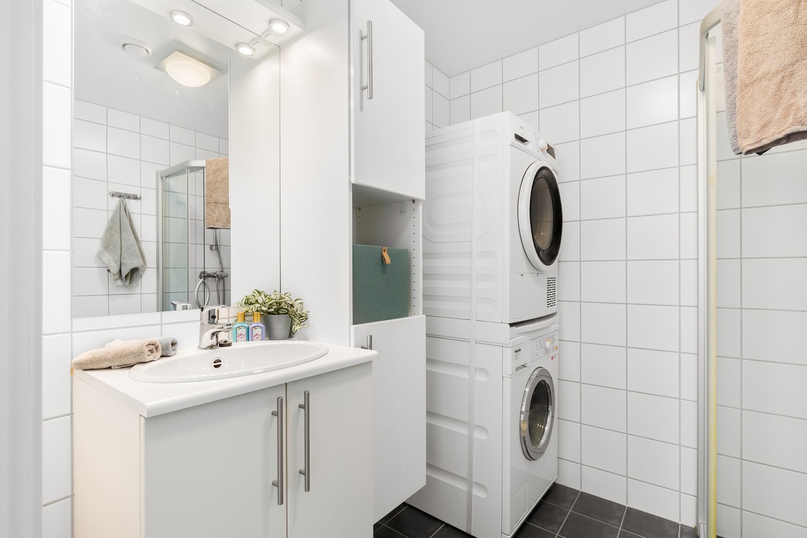 Badet har behagelig gulvvarme. Galleribilde